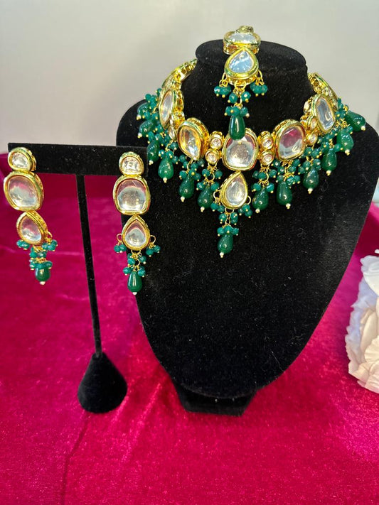 Emerald Kundan Set With Tikka