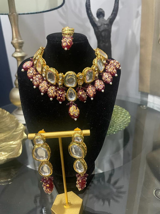 Maroon Kundan Set With Tikka