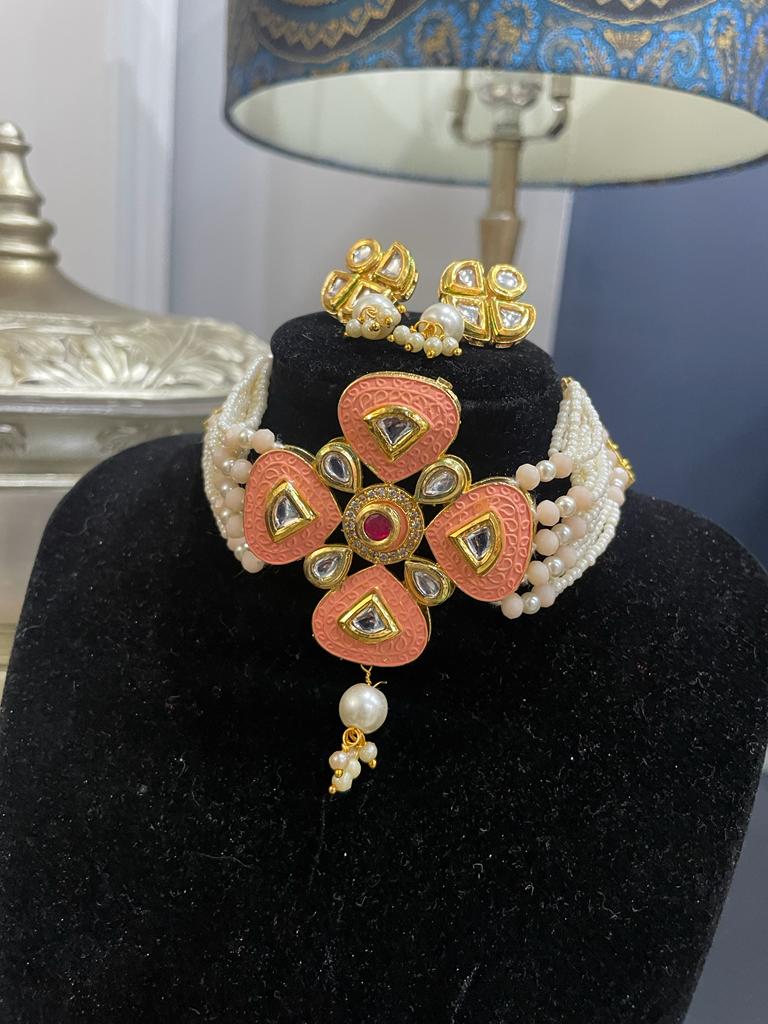 Kundan Choker Set