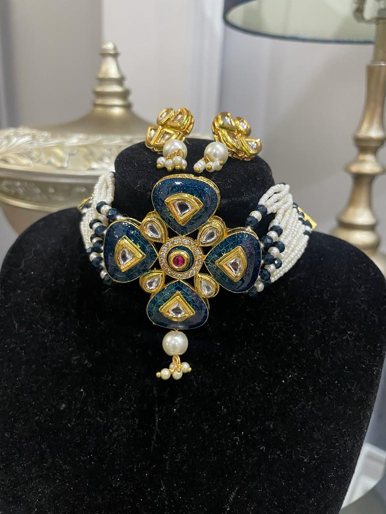 Kundan Choker Set