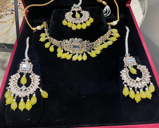 Mirror Choker Set With Yellow Beads